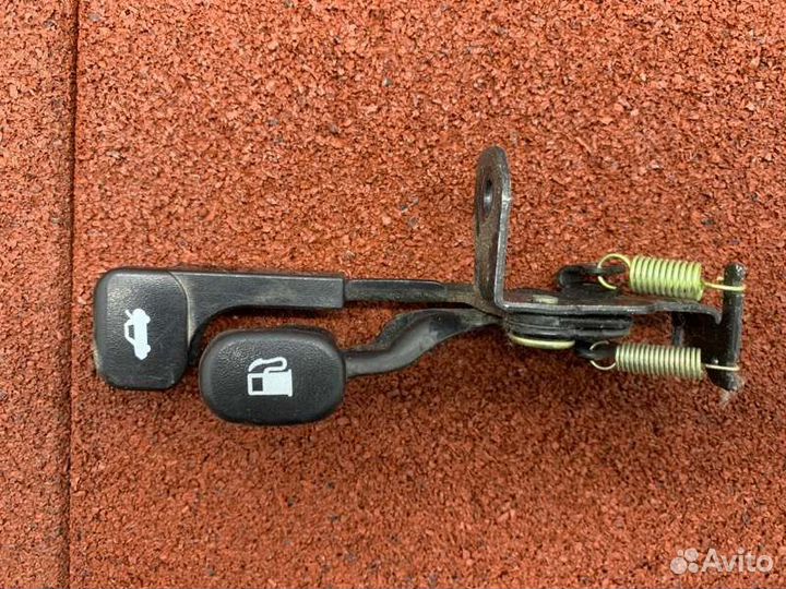 Ручка открывания бензобака Hyundai Solaris 2 седан