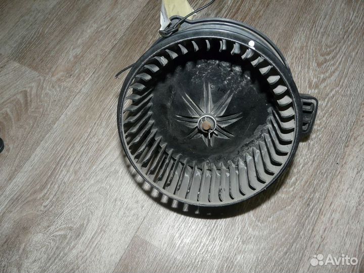 Моторчик печки Hyundai Solaris 971114L000