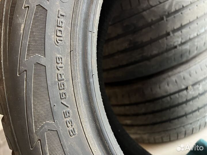 Goodyear UltraGrip Ice 235/55 R19 105T