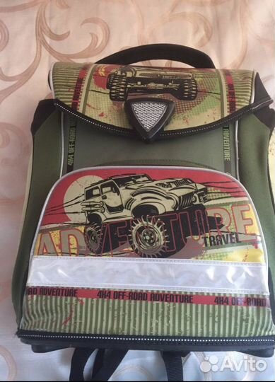 Школьный рюкзак