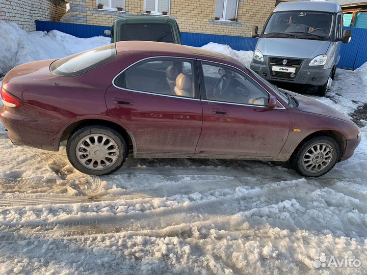 Mazda Xedos 6 2.0 AT, 1992, 197 770 км