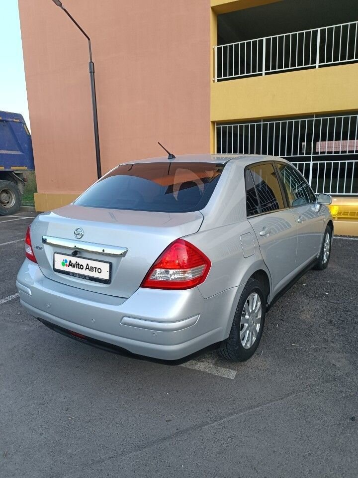 Nissan Tiida: фото владельца