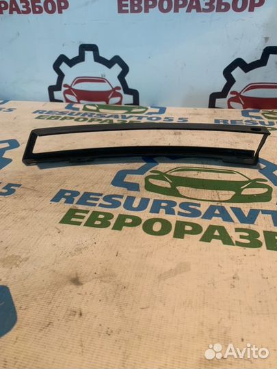 Рамка указателя поворота передняя правая