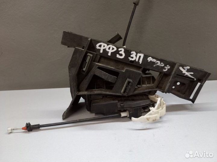 Замок двери задний правый Ford Focus 3 хэтчбек