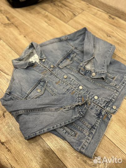 Пакет одежды женской 44 на осень брендовая