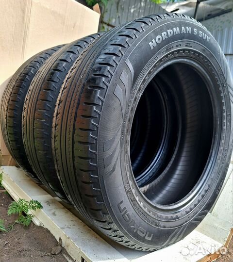 Bridgestone Blizzak DM-V2 225/65 R17