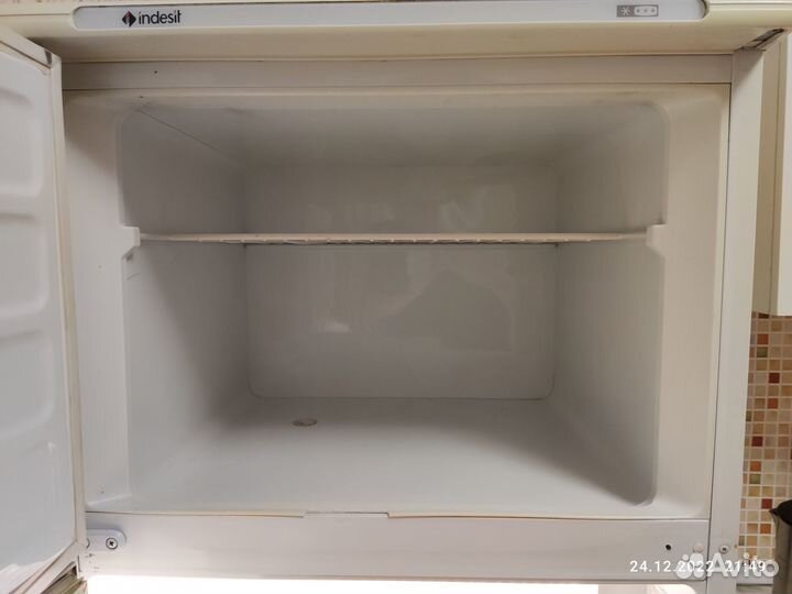 Холодильник бу, двухкамерный