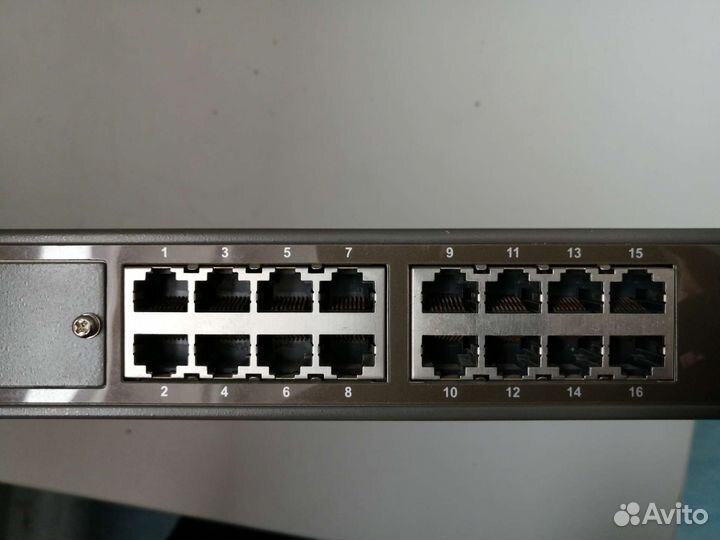 Коммутатор DLink DES