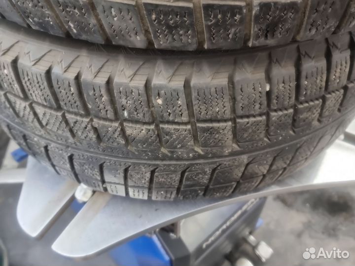 Goodride SW 618 215/45 R17