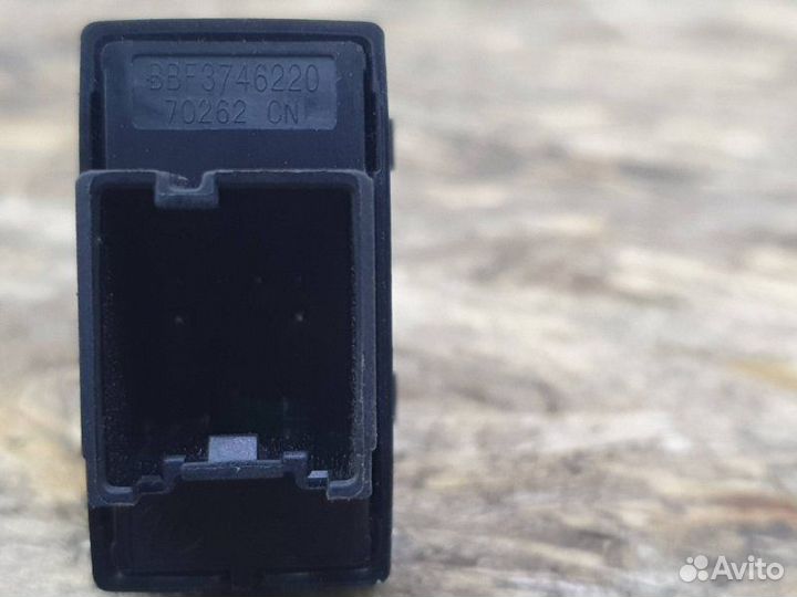 Кнопка стеклоподьемника Lifan Solano 2 1.8 2018