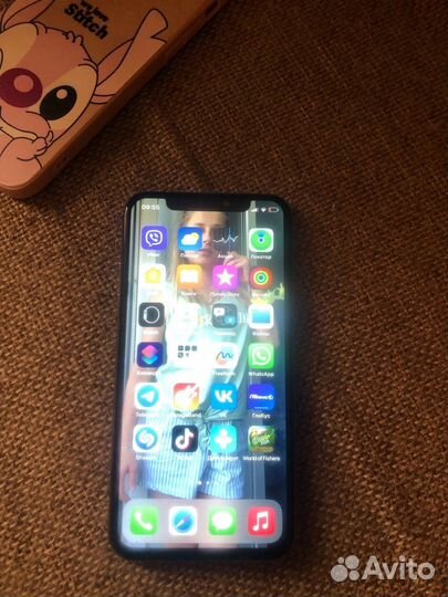 iPhone Xs, 64 ГБ