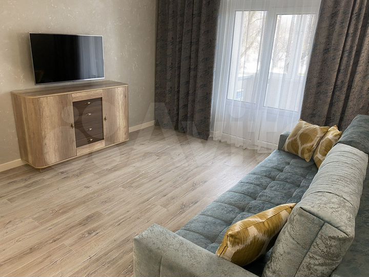 2-к. квартира, 54 м², 2/3 эт.