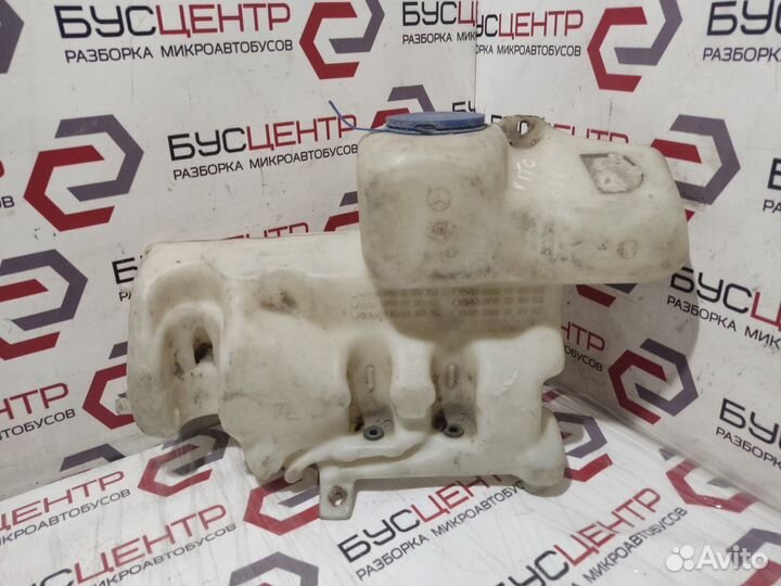 Бачок омывателя Мерседес Вито 638