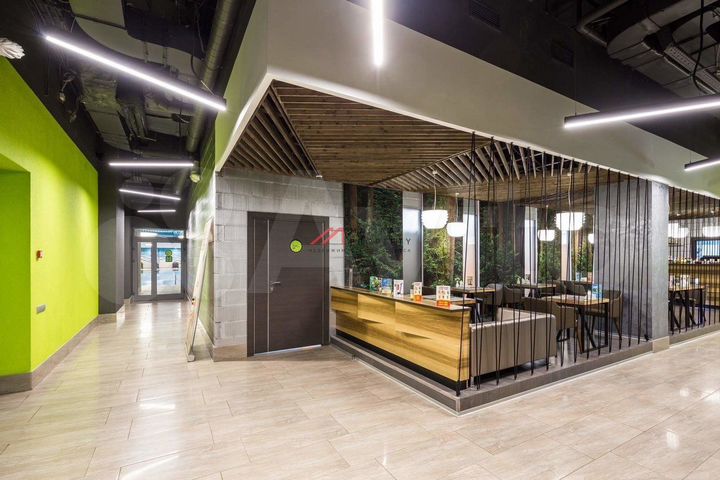 Продам торговое помещение, 3046 м²