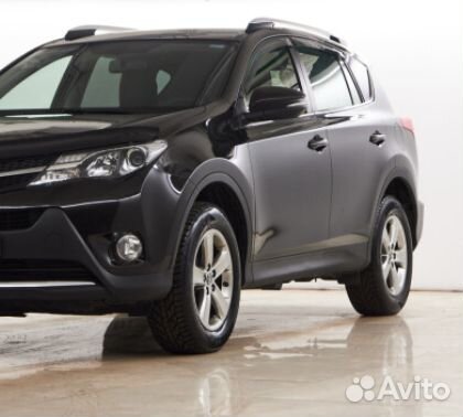 В разборке Toyota RAV4 (XA40) 2015