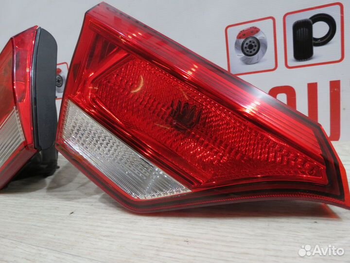 Фонарь внутренний левый KIA Rio 4