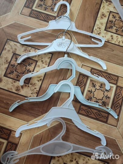 Вешалки