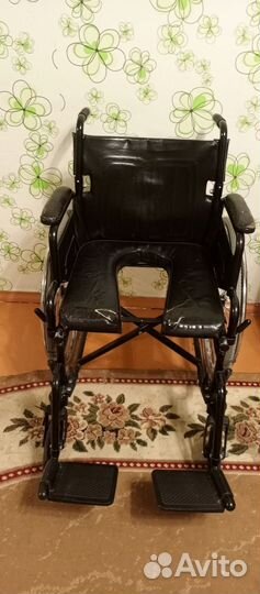 Инвалидное кресло