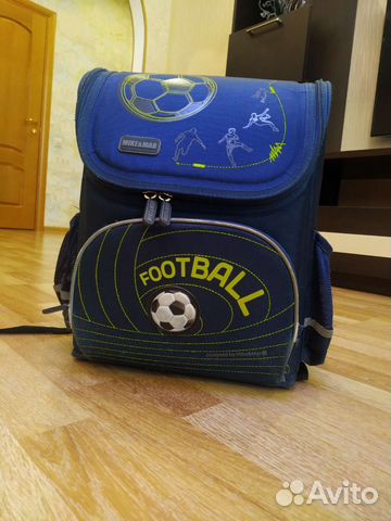 Рюкзак школьный с ортопедической спинкой