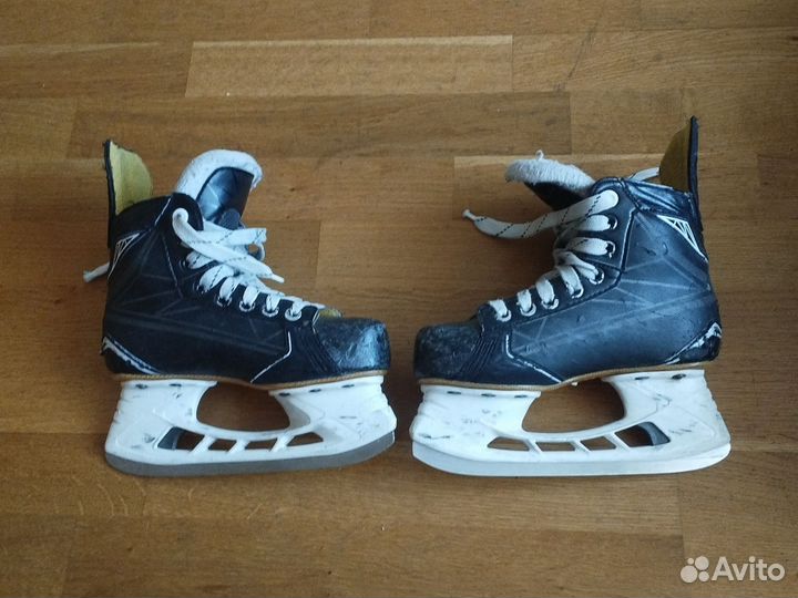 Хоккейные коньки bauer 34