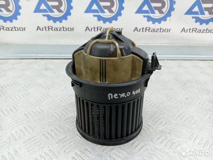 Моторчик печки Peugeot 408 4D