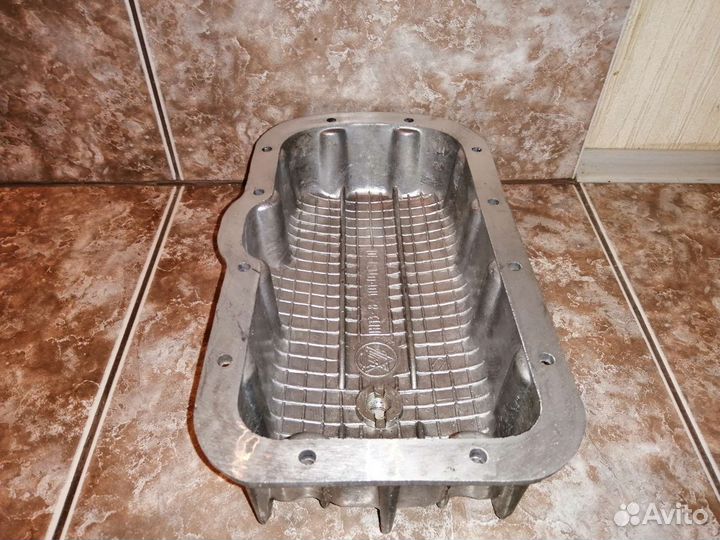 Поддон алюминевый м-ц урал