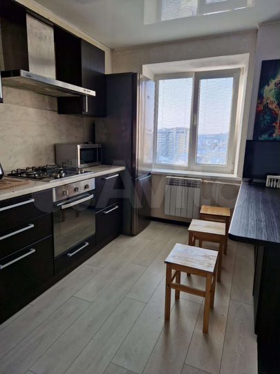 2-к. квартира, 45 м², 9/9 эт.