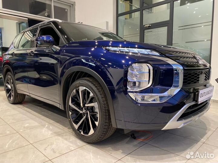 Mitsubishi Outlander 2.5 CVT, 2022