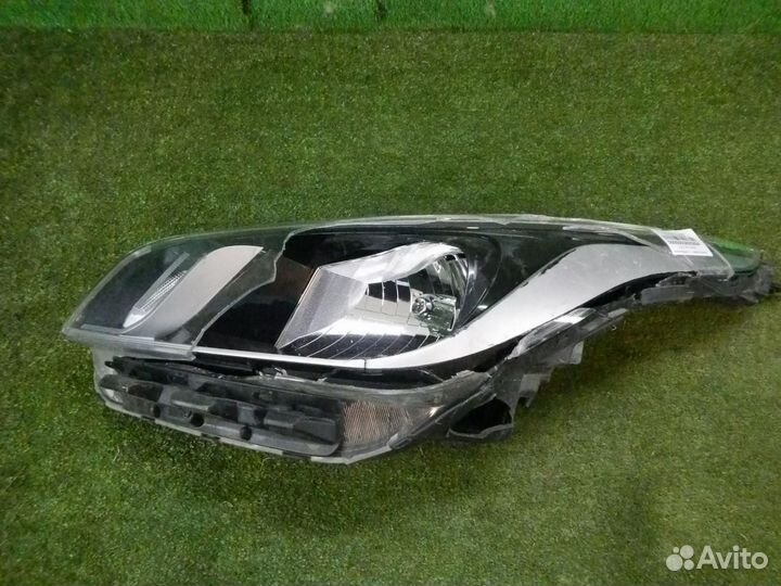 Фара левая KIA Rio 4 (2017-2020) галоген