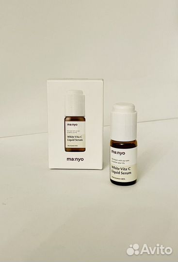 Сыворотка от пигментации с вит С Manyo Vita C