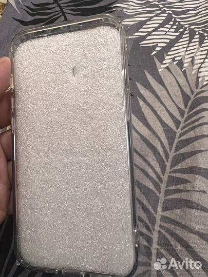 Чехол на iPhone 14