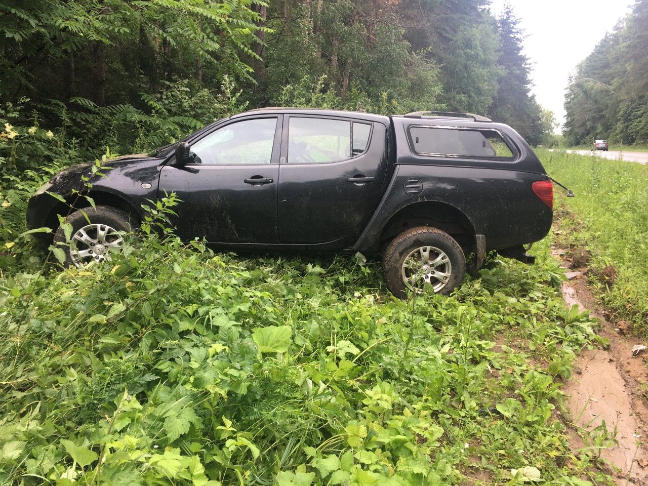 Mitsubishi L200: фото владельца