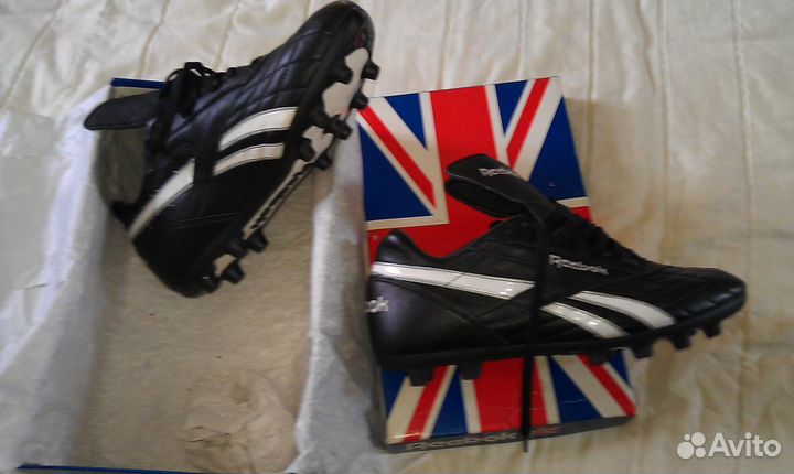 Кроссовки Адидас новые 42р(Бутсы Рибок) 42р