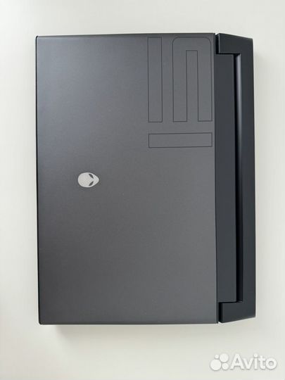 Игровой ноутбук Dell Alienware M15 R2