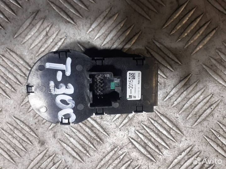 Переключатель света Chevrolet Aveo T300