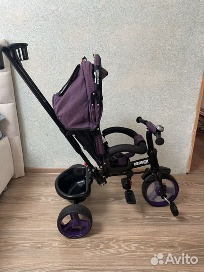 Трехколесный велосипед с ручкой