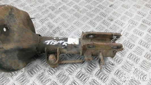 Стойка задняя правая KIA sportage 2 (1BN05SK01)