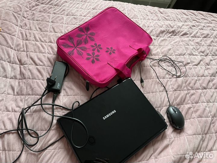 Ноутбук samsung