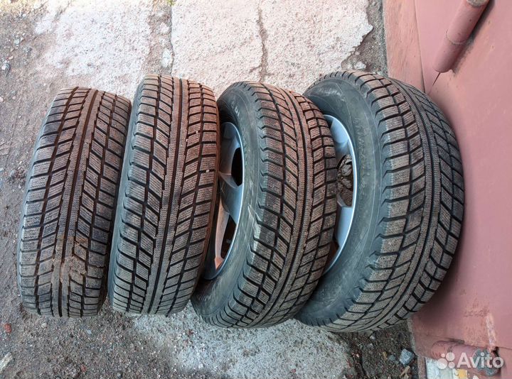 R16 Белшина Artmotion Snow Бел-217 215/65, PCD 5x114.3 DIA 66.1