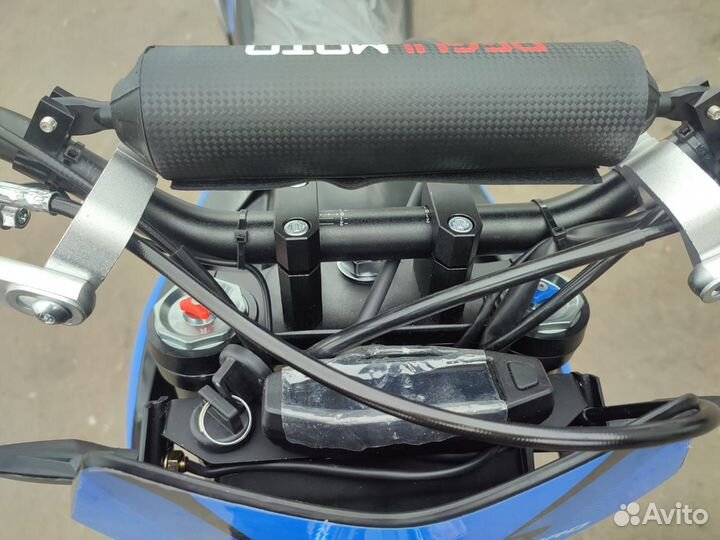 Мотоцикл Regulmoto Sport-003 PR PRO 300 (4 valves)