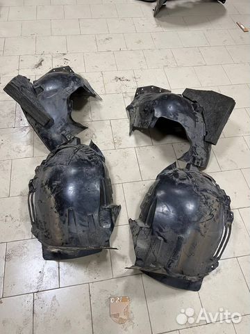 Подкрылок передний gle w166