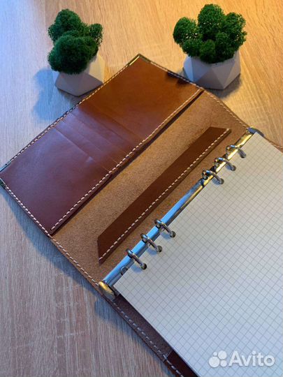 Ежедневник из натуральной кожи