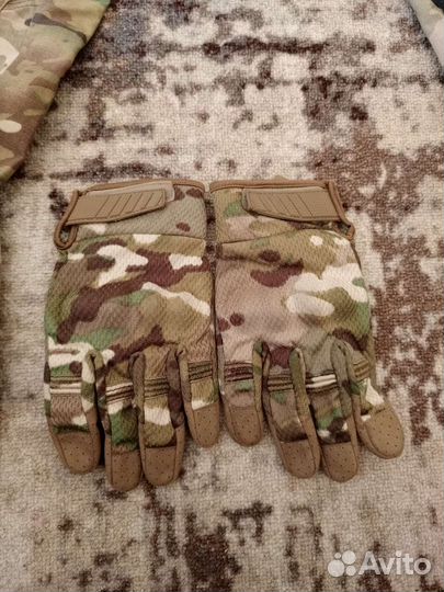 Перчатки тактические