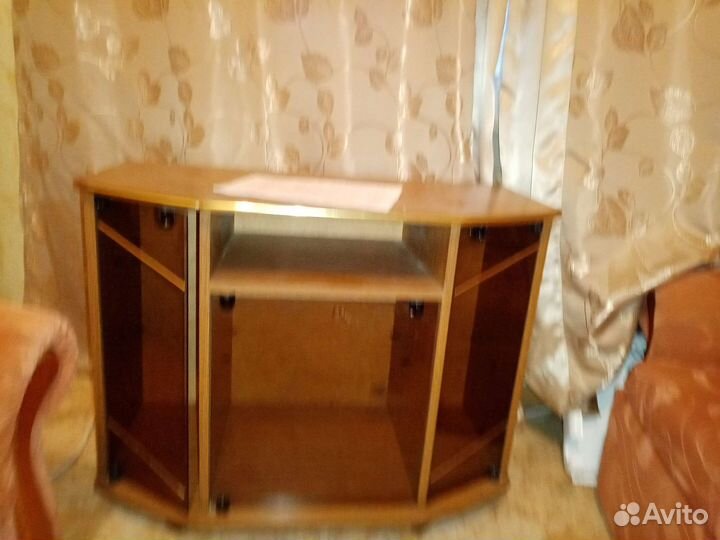 Тумба под телевизор