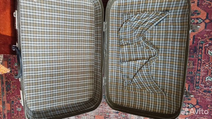 Чемоданы советские и сумка