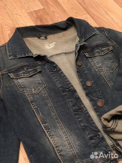 Джинсовая куртка