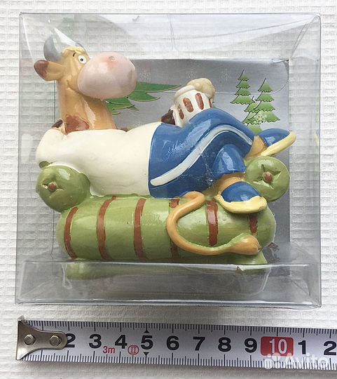 Продается сувенир - керамическая фигурка