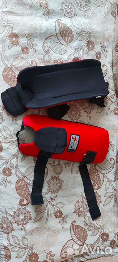 Накладки на ноги для каратэ