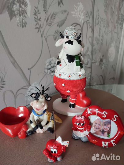 Статуэтки фигурки с сердечками