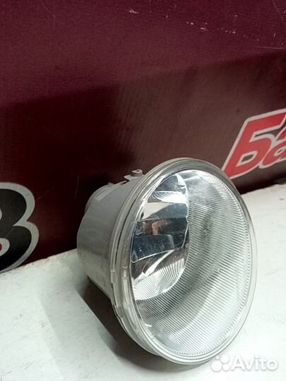Фара противотуманная Toyota RAV4